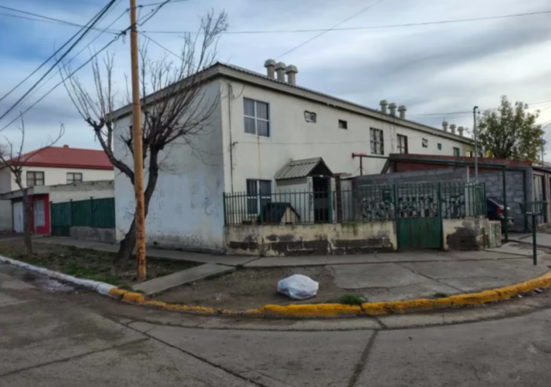 Horror en Santa Cruz: Una nena se tiró de un primer piso para salvar a su hermanito y le dieron domiciliaria a la madre