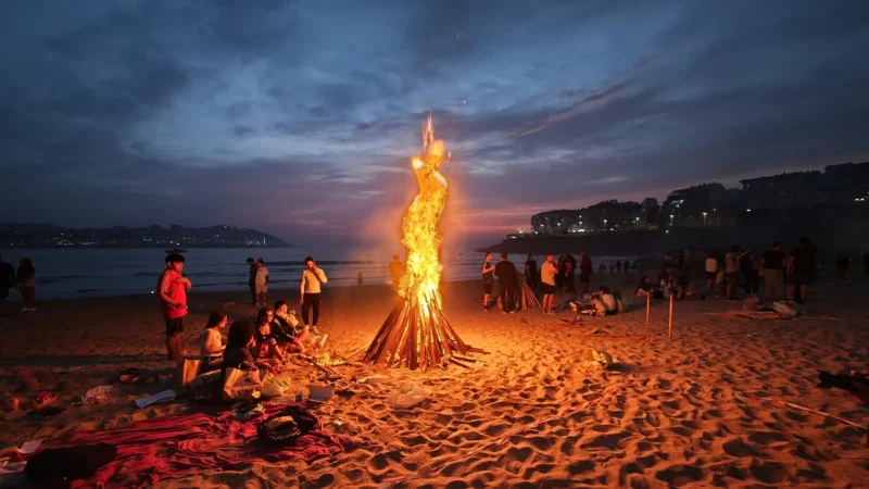 Noche de San Juan 2026: los rituales más populares para atraer amor, abundancia y buena energía