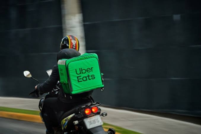Uber busca quedarse con PedidosYa: una compra multimillonaria que promete cambiar el negocio del delivery