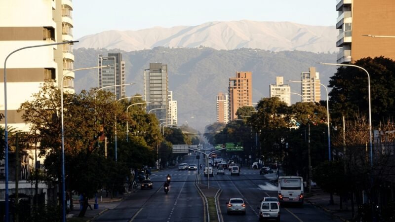 Martes frío en Tucumán: 5°C de mínima y una tarde con 22°C
