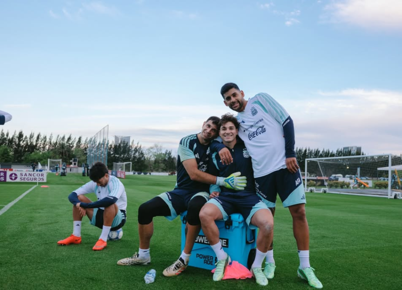 La Selección Argentina cerrará el año con dos amistosos ante Uruguay y Costa Rica La Selección Argentina cerrará el año con dos amistosos ante Uruguay y Costa Rica